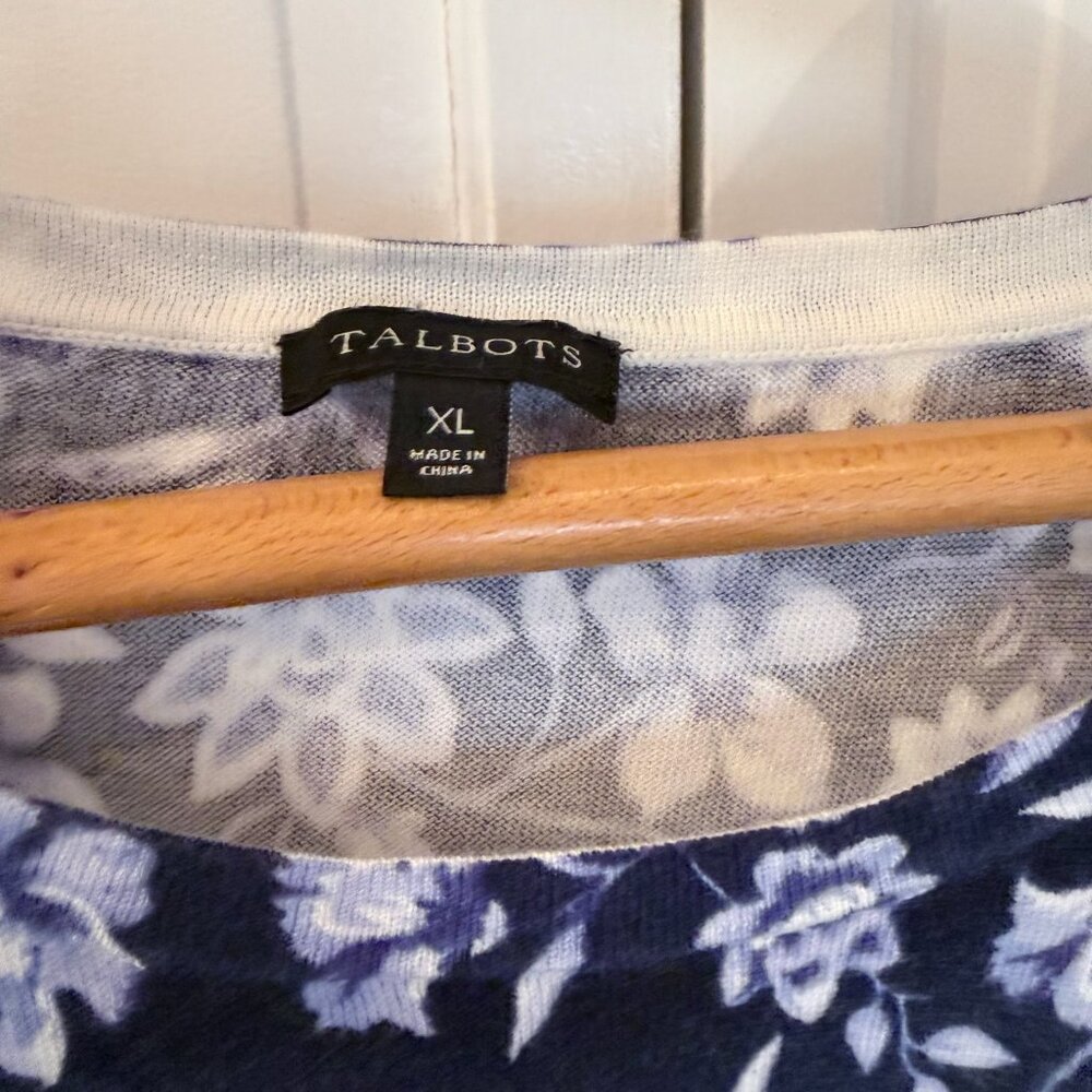 Talbots Patterned Lightweight Sweaters - Lot of 2 - image 4